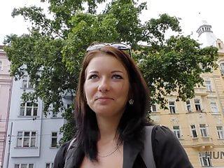 Sehr heisses Teen bekommt Geld für den Sex