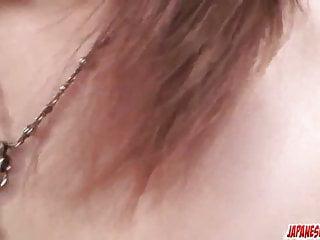 Dreier zuhause mit der japanischen Mutter