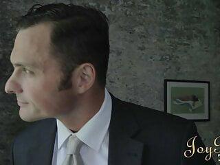 Mann wird gefesselt und dann gefickt - hd Blowjob