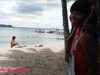 Teen Heather tief in den Mund gespritzt