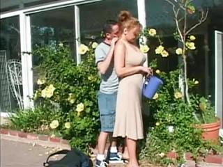 Cougar und Oma die geilsten Fickszenen mit den jungen Männern